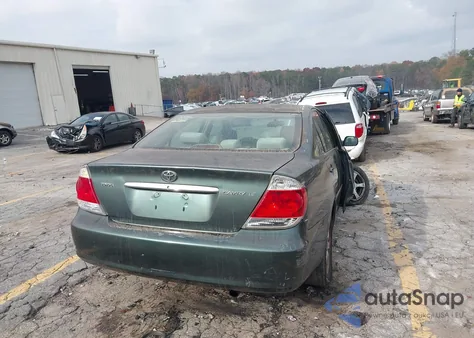 2005 Toyota Camry Le из США, поврежденный, VIN 4T1BE30K25U023935